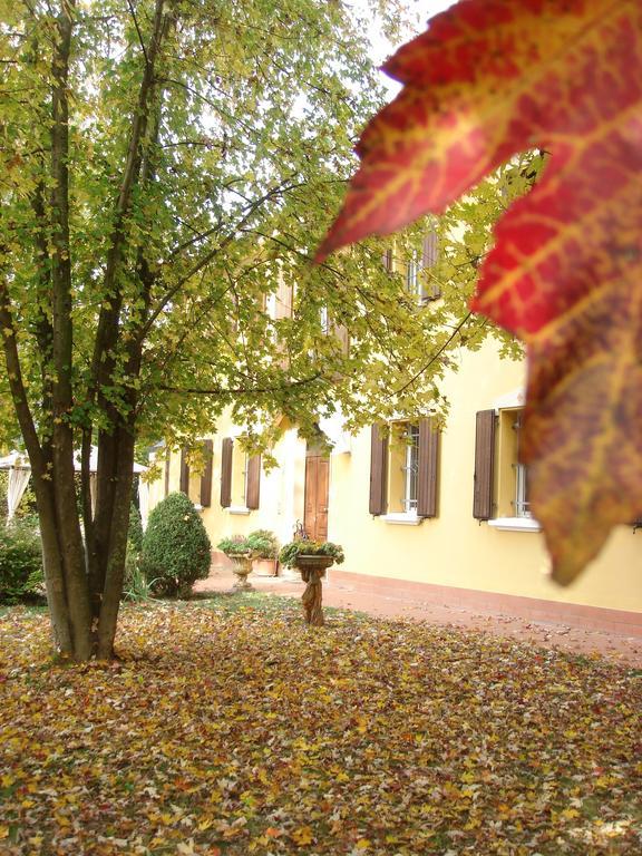 La Corte Del Cavaliere Bed & Breakfast Calderara di Reno Extérieur photo