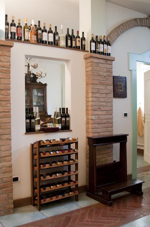 La Corte Del Cavaliere Bed & Breakfast Calderara di Reno Extérieur photo